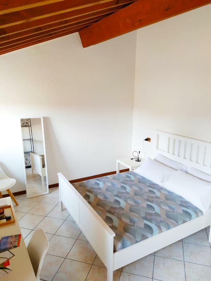 Carducci 49 Hotel มานโตวา ภายนอก รูปภาพ