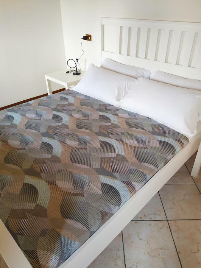 Carducci 49 Hotel มานโตวา ภายนอก รูปภาพ